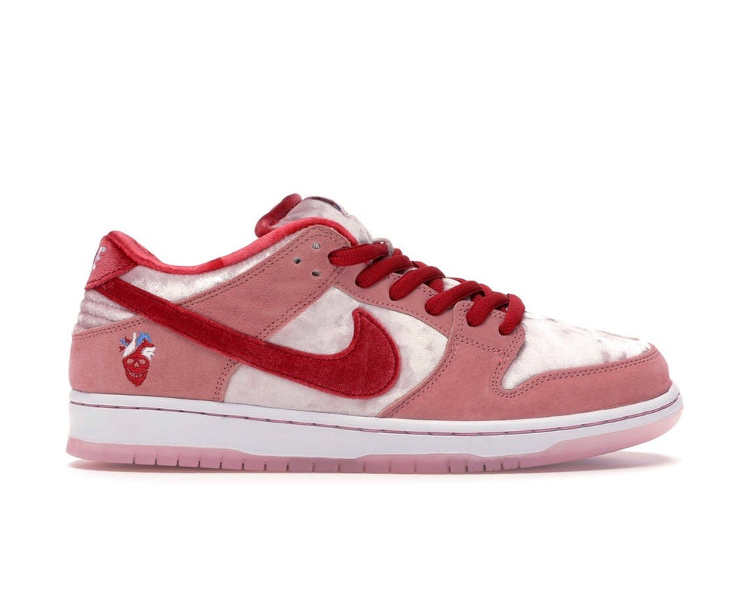 Nike SB Dunk Low StrangeLove Skateboards